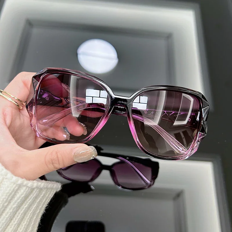 Vintage Oversized Sunglasses W - огляд і ціна Decorative Mirror